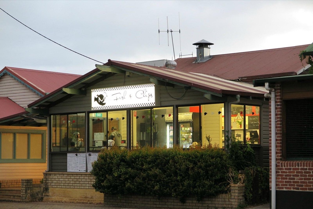 Madfish & Chips shop exterior